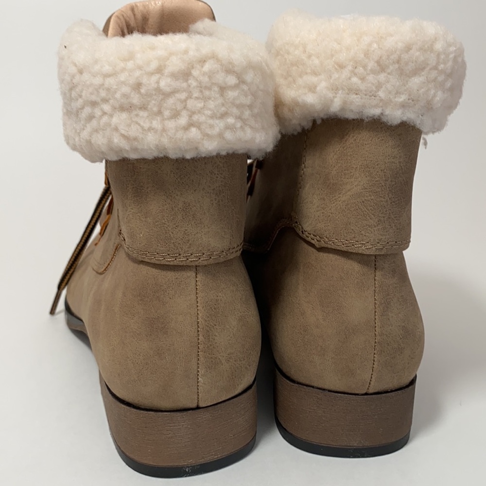 Chase + Chloe Combat Boots NWT size 6 - Picture 5 of 11